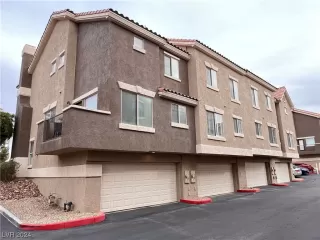 Photo #1: 2556380 Listing 