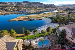 Photo #3: 2556381 Listing