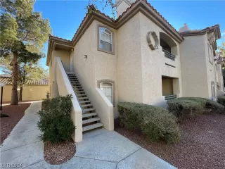 Photo #1: 2556396 Listing 