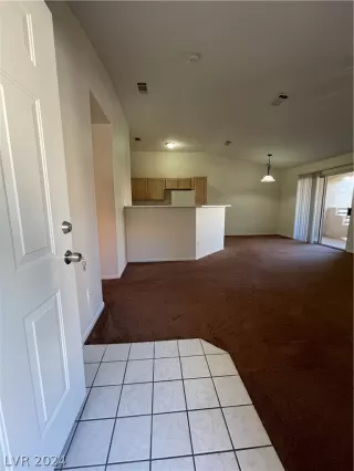 Photo #5: 2556396 Listing 