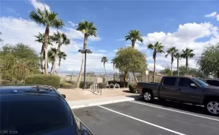 Photo #2: 2556404 Listing 