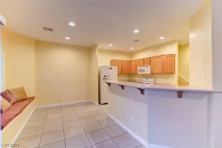 Photo #1: 2556470 Listing 