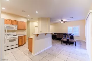 Photo #2: 2556470 Listing 