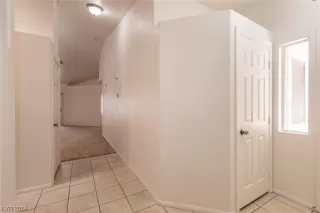 Photo #3: 2556472 Listing 