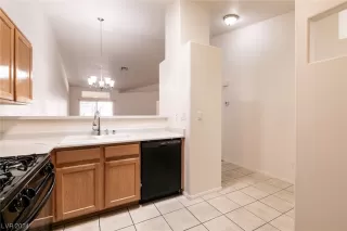 Photo #4: 2556472 Listing 