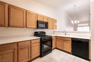 Photo #5: 2556472 Listing 