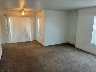 Photo #1: 2556495 Listing 