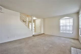 Photo #4: 2556524 Listing