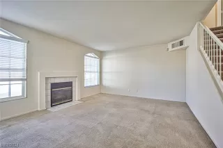 Photo #6: 2556524 Listing