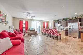 Photo #4: 2556531 Listing 