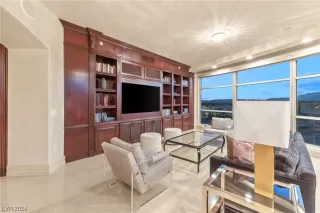 Photo #6: 2556534 Listing