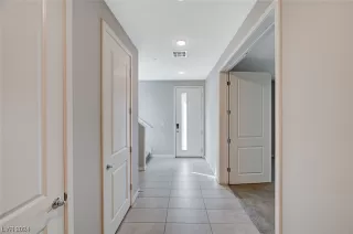 Photo #3: 2556560 Listing 