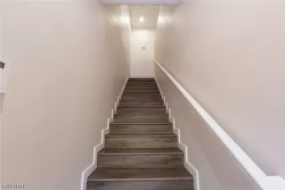 Photo #2: 2556562 Listing 