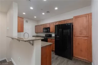 Photo #5: 2556562 Listing 