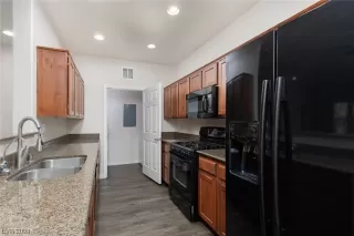 Photo #6: 2556562 Listing 