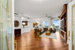 Photo #1: 2556563 Listing