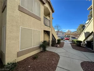 Photo #1: 2556584 Listing 