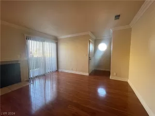 Photo #2: 2556603 Listing 