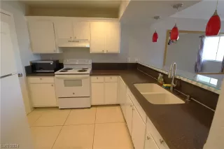 Photo #6: 2556622 Listing 