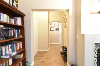 Photo #1: 2556648 Listing 