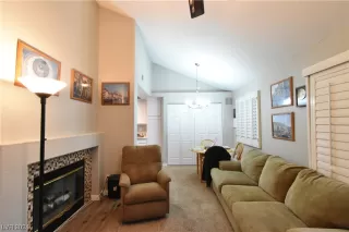 Photo #3: 2556648 Listing 