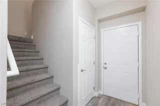 Photo #5: 2556653 Listing