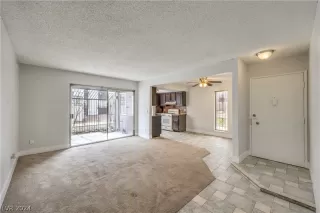 Photo #4: 2556683 Listing 