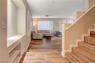 Photo #2: 2556690 Listing 