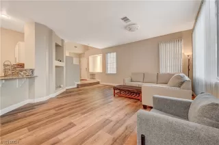 Photo #6: 2556690 Listing 