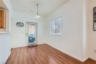 Photo #4: 2556698 Listing 