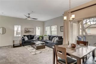 Photo #4: 2556704 Listing 