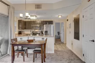 Photo #6: 2556704 Listing 