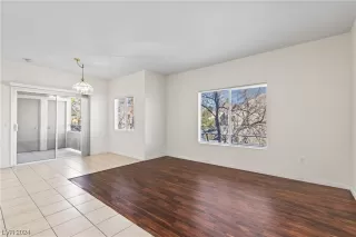 Photo #2: 2556735 Listing 
