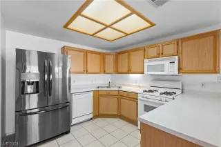 Photo #6: 2556735 Listing 