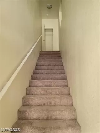 Photo #6: 2556768 Listing