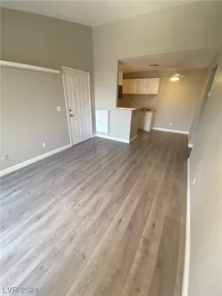 Photo #4: 2556773 Listing 