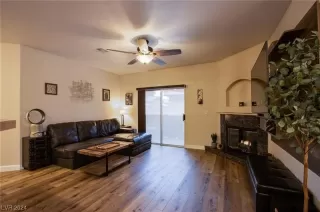 Photo #5: 2556821 Listing 