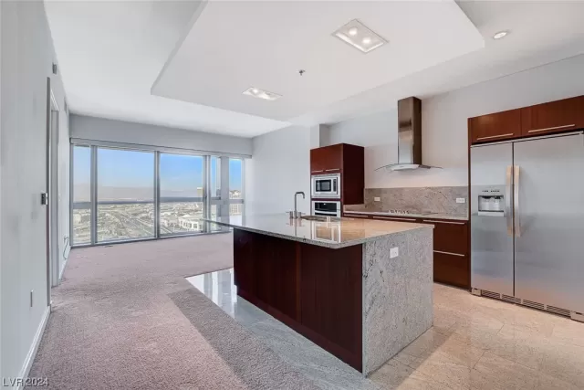 MLS: 2556823 Condo For Sale