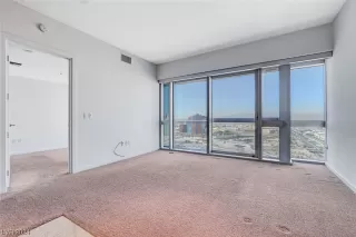 Photo #2: 2556823 Listing 