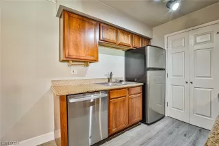 Photo #3: 2556848 Listing 
