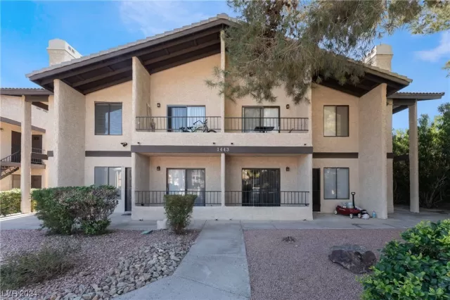 MLS: 2556854 Condo For Sale