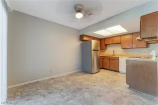 Photo #5: 2556854 Listing 