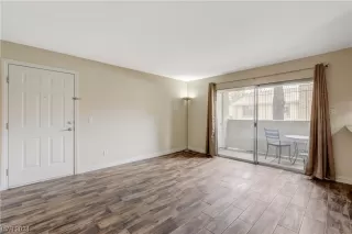 Photo #3: 2556856 Listing 