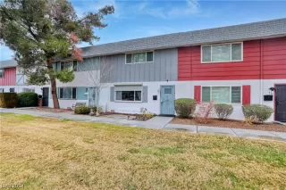 Photo #1: 2556858 Listing