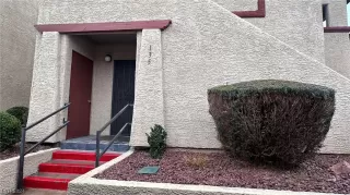 Photo #1: 2556883 Listing