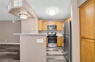 Photo #4: 2556892 Listing 