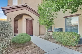 Photo #1: 2556909 Listing 