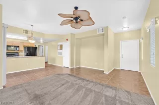 Photo #2: 2556909 Listing 