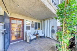 Photo #3: 2556918 Listing 