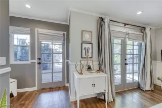 Photo #6: 2556918 Listing 